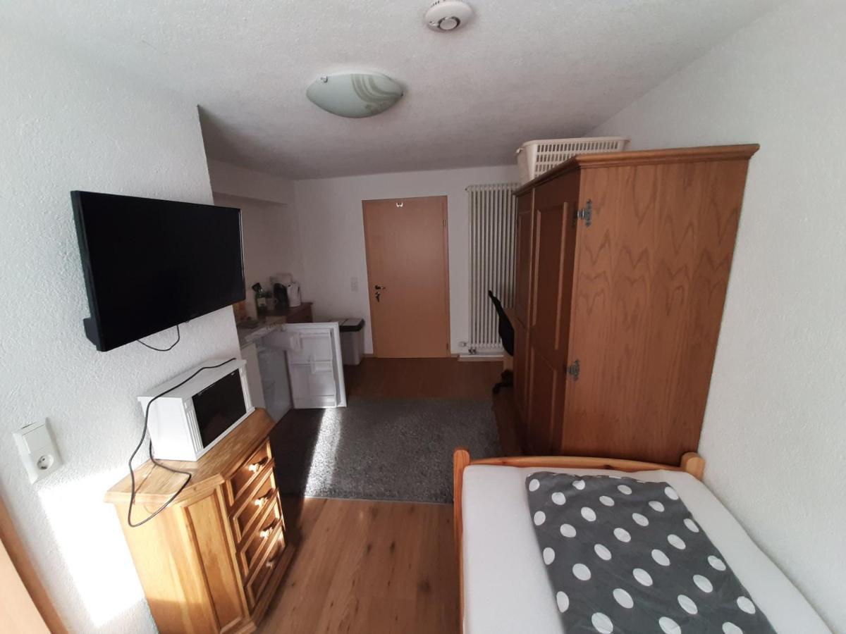 Biberach-Riss-Zimmer-Frei, Einzel-Zimmer Bad Kueche Birkenhard Ngoại thất bức ảnh