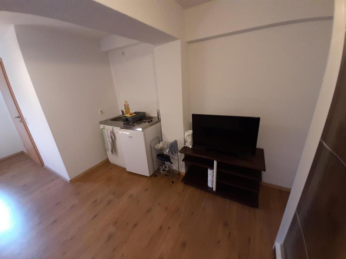 Biberach-Riss-Zimmer-Frei, Einzel-Zimmer Bad Kueche Birkenhard Ngoại thất bức ảnh