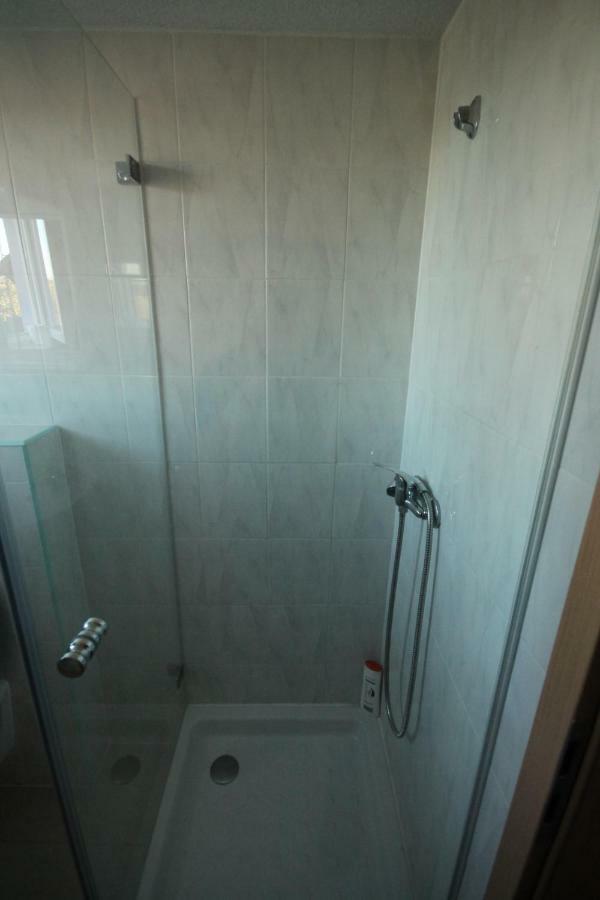 Biberach-Riss-Zimmer-Frei, Einzel-Zimmer Bad Kueche Birkenhard Ngoại thất bức ảnh